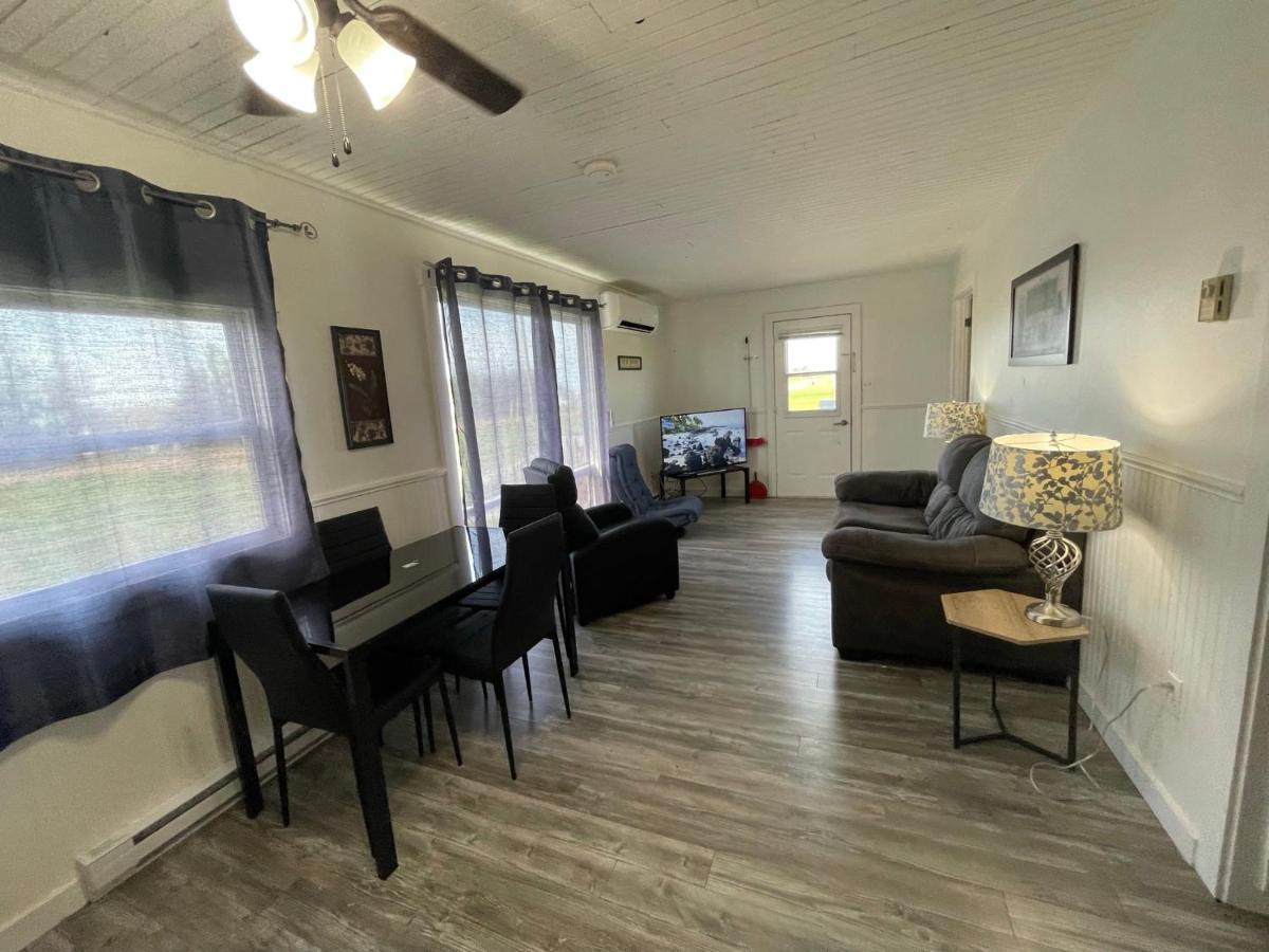 Pei Cottage Rental Borden-Carleton Екстер'єр фото